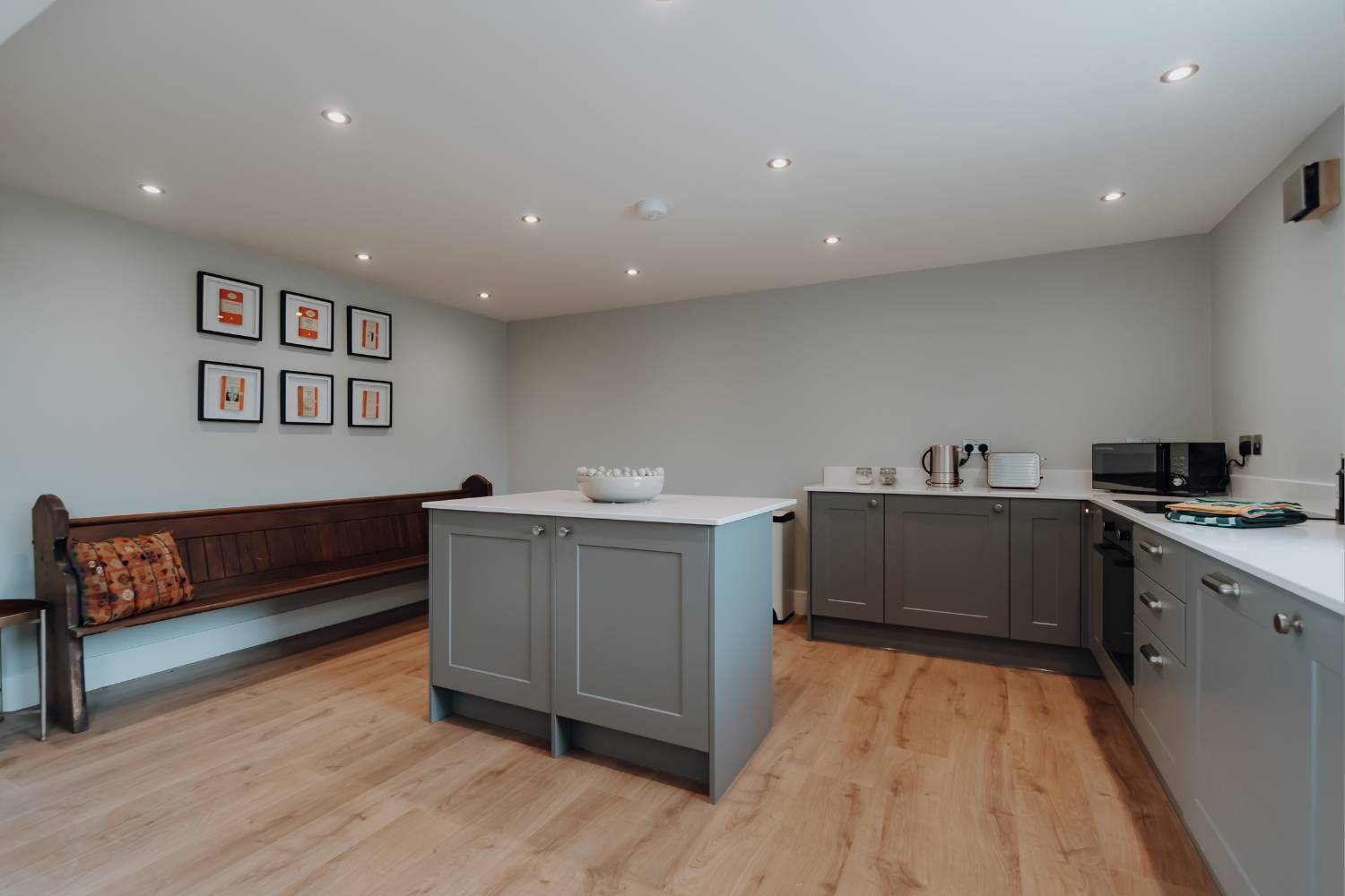 swallows barn kitchen